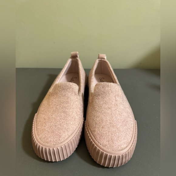 Women’s Splendid Talia Slip On Shoes NWOT - Picture 2 of 7